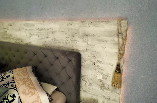 Zeigt ein Hotelzimmer mit Wema-Wanddesign, ein Beispiel von 150 Designs.